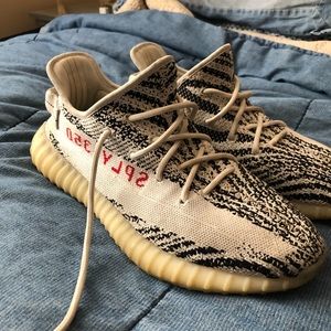 Yeezy Boost zebra size 10 1/2